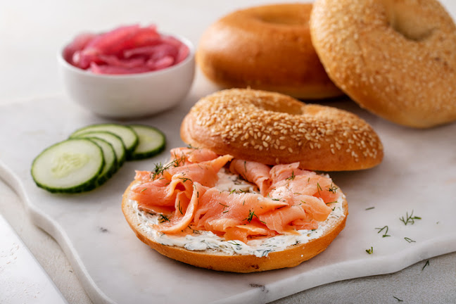 10 Disera Dr, Thornhill, ON L4J 0A7