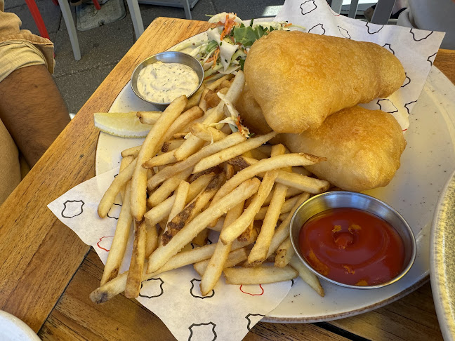 Opinii despre Tap & Barrel • Olympic Village în Vancouver - Hospitality and gastronomy