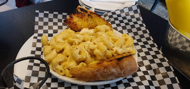 Comentarii opinii despre Sir Richard's Wine and Ale House