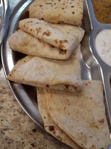 160 Centennial Pkwy N, Hamilton, ON L8E 1H9