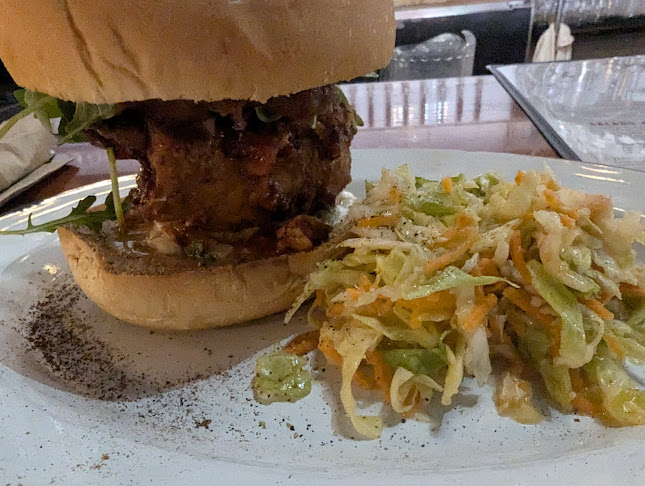 Opinii despre Red Lion Smokehouse în Thunder Bay - Hospitality and gastronomy