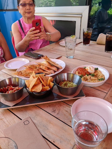 Opinii despre Tap & Barrel • Olympic Village în Vancouver - Hospitality and gastronomy