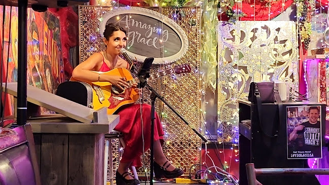 A Boutique Gallery Bar by Gracie Jane - St. Albert