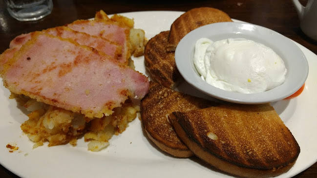 Eggsactly Breakfast And Lunch - Burlington