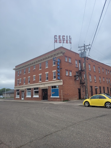 The Cecil Hotel & Bar - Medicine Hat