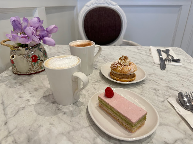 Opinii despre La Roux Patisserie în Victoria - Hospitality and gastronomy