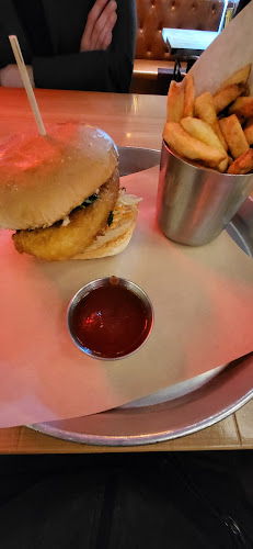 Comentarii opinii despre Beertown Public House Toronto