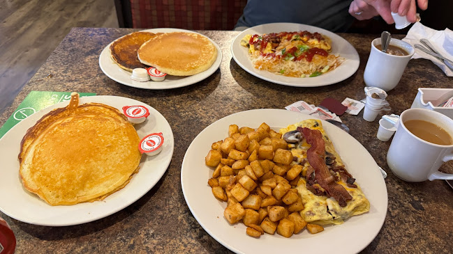 Comentarii opinii despre Smitty's Family Restaurant - Kelowna