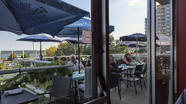 31 Dunlop St E, Barrie, ON L4N 1A1