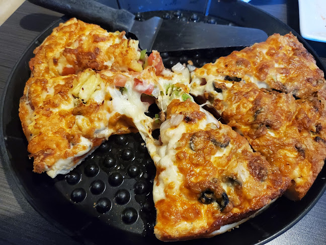 2767 32 Ave NE, Calgary, AB T1Y 2G1