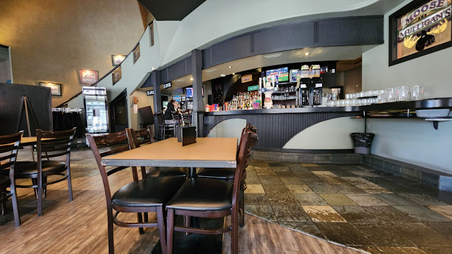 Moose Mulligans Public Eatery - Hospitality and gastronomy