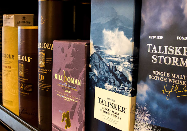 The Gull Liquor Store - North Vancouver