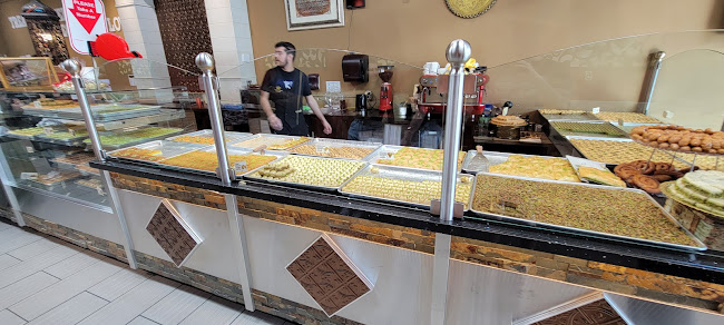 Comentarii opinii despre Crown Pastries