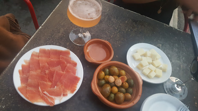 Bar Raval - Hospitality and gastronomy
