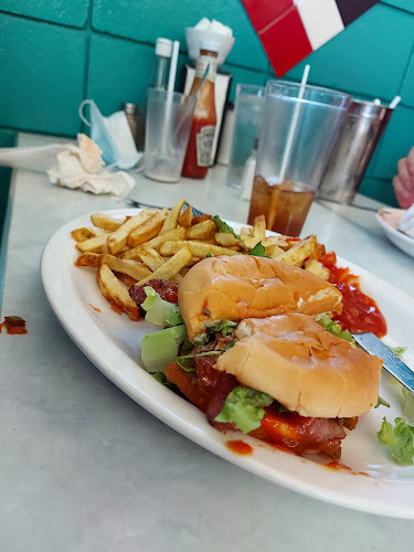 Bobby Sox 50's Diner - Maple Ridge