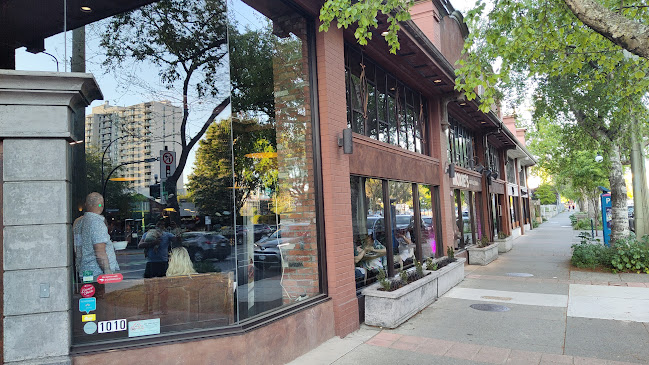 Opinii despre Moxies Victoria Restaurant în Victoria - Hospitality and gastronomy