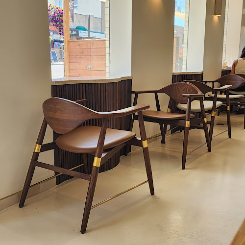 550 3rd St SE, Medicine Hat, AB T1A 0H3