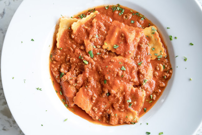 Cafe Diplomatico Restaurant & Pizzeria