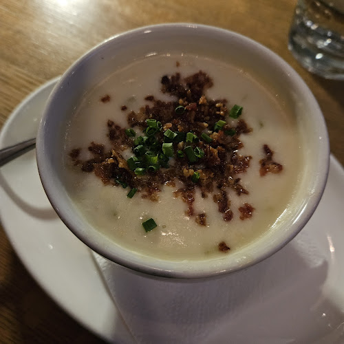 Opinii despre Moxies Toronto Downtown Restaurant în Toronto - Hospitality and gastronomy