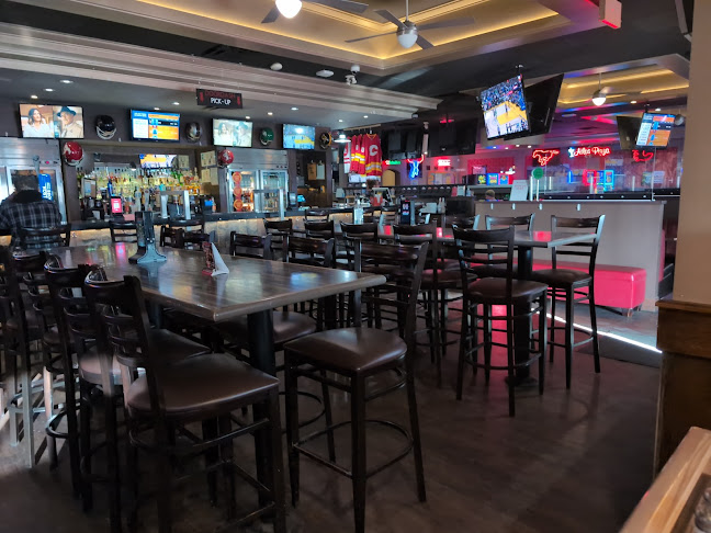 Atlas Pizza & Sports Bar - Calgary