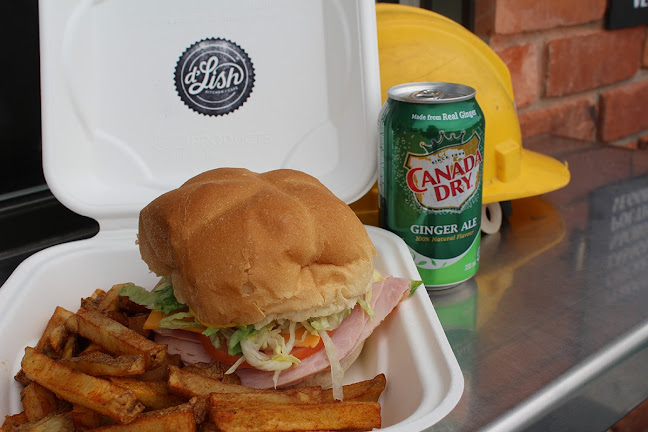 518 Broadway St #1, Tillsonburg, ON N4G 3S7