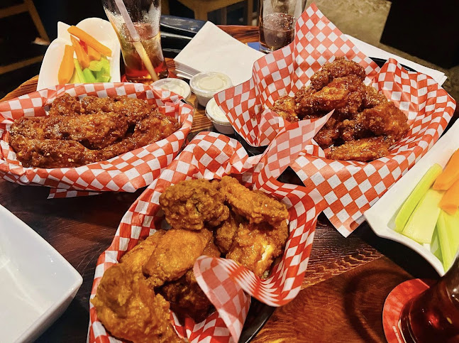 R U Serious Tap & Grill - Hospitality and gastronomy