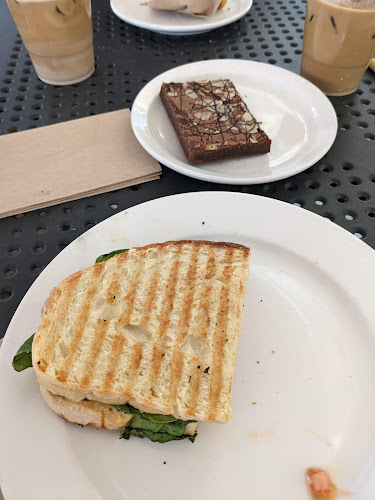 126 Davie St, Vancouver, BC V6Z 2V4