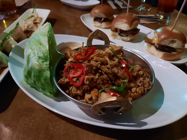 JOEY Yorkdale - Hospitality and gastronomy