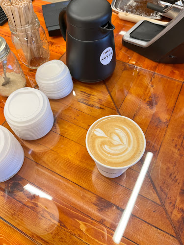 745 Wall St, Winnipeg, MB R3G 2T6