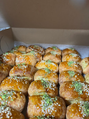 Yazdi Pastry - Hospitality and gastronomy