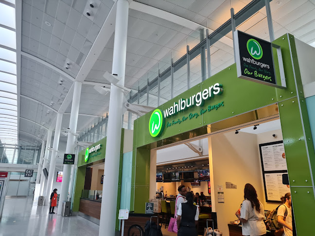 Wahlburgers - Hospitality and gastronomy