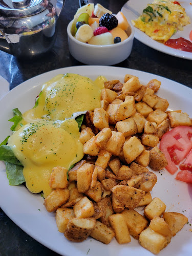 Opinii despre Angel's Family Restaurant în Kitchener - Hospitality and gastronomy