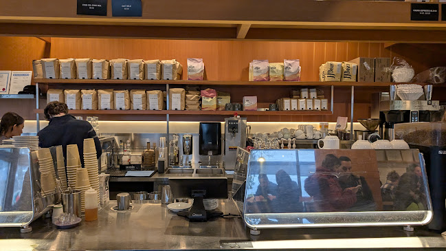 Comentarii opinii despre Crema Cafe Bar