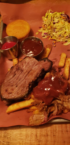 Smoke and Bones BBQ - North Vancouver