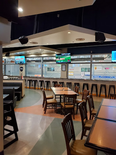 Icebreakers Sports Bar & Grill - Hospitality and gastronomy