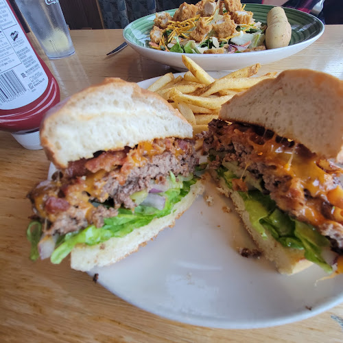 Applebee's - Hospitality and gastronomy