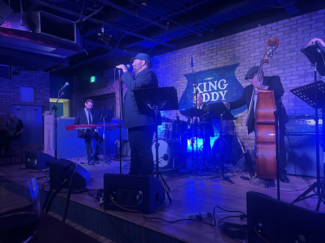 Opinii despre King Eddy în Calgary - Hospitality and gastronomy