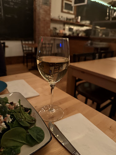 Comentarii opinii despre The Tangerine Tortoise