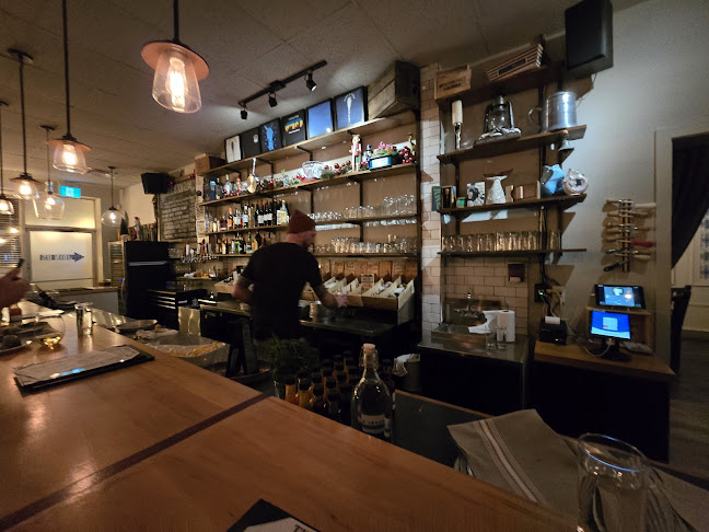 Opinii despre Tide and Vine Oyster House în Niagara Falls - Hospitality and gastronomy