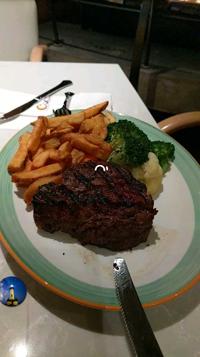 5339 Murray St, Niagara Falls, ON L2G 2J3