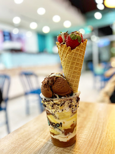 2058 Ellesmere Rd Unit 6, Scarborough, ON M1H 3A9