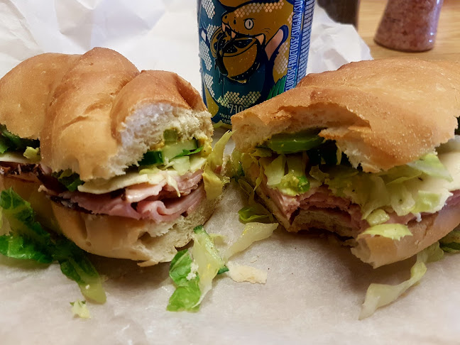 Knox Mountain Market - Hospitality and gastronomy