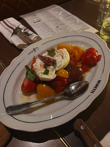 Pizzeria Moretti Toronto - Hospitality and gastronomy