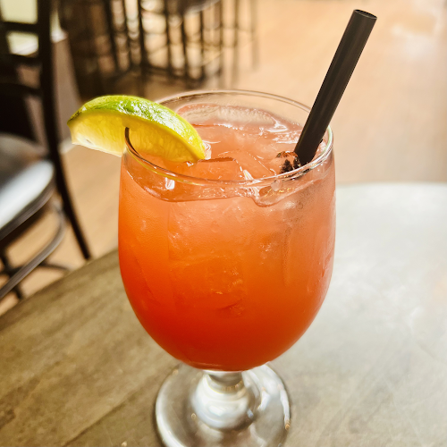 Opinii despre Fargos Restaurant and Lounge în Edmonton - Hospitality and gastronomy