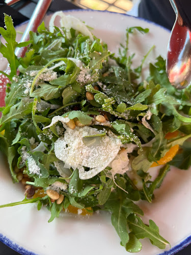 3142 Highland Blvd, North Vancouver, BC V7R 2X6