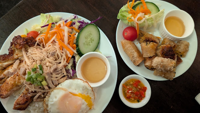 Joyeaux Café & Restaurant - Hospitality and gastronomy