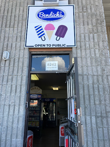 8262 Manitoba St, Vancouver, BC V5X 3A2