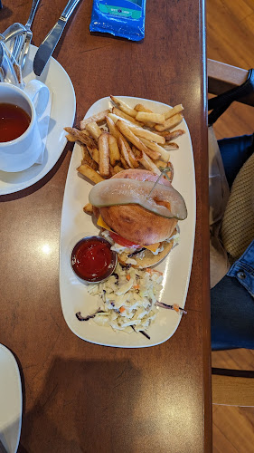 White Spot Kensington - Hospitality and gastronomy