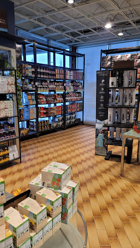 1170 Simcoe St N, Oshawa, ON L1G 4W8