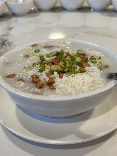 U & Me (Centre St. SW) - Calgary